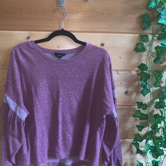 Burgundy Long Sleeve Sweater - Picture 3 of 7